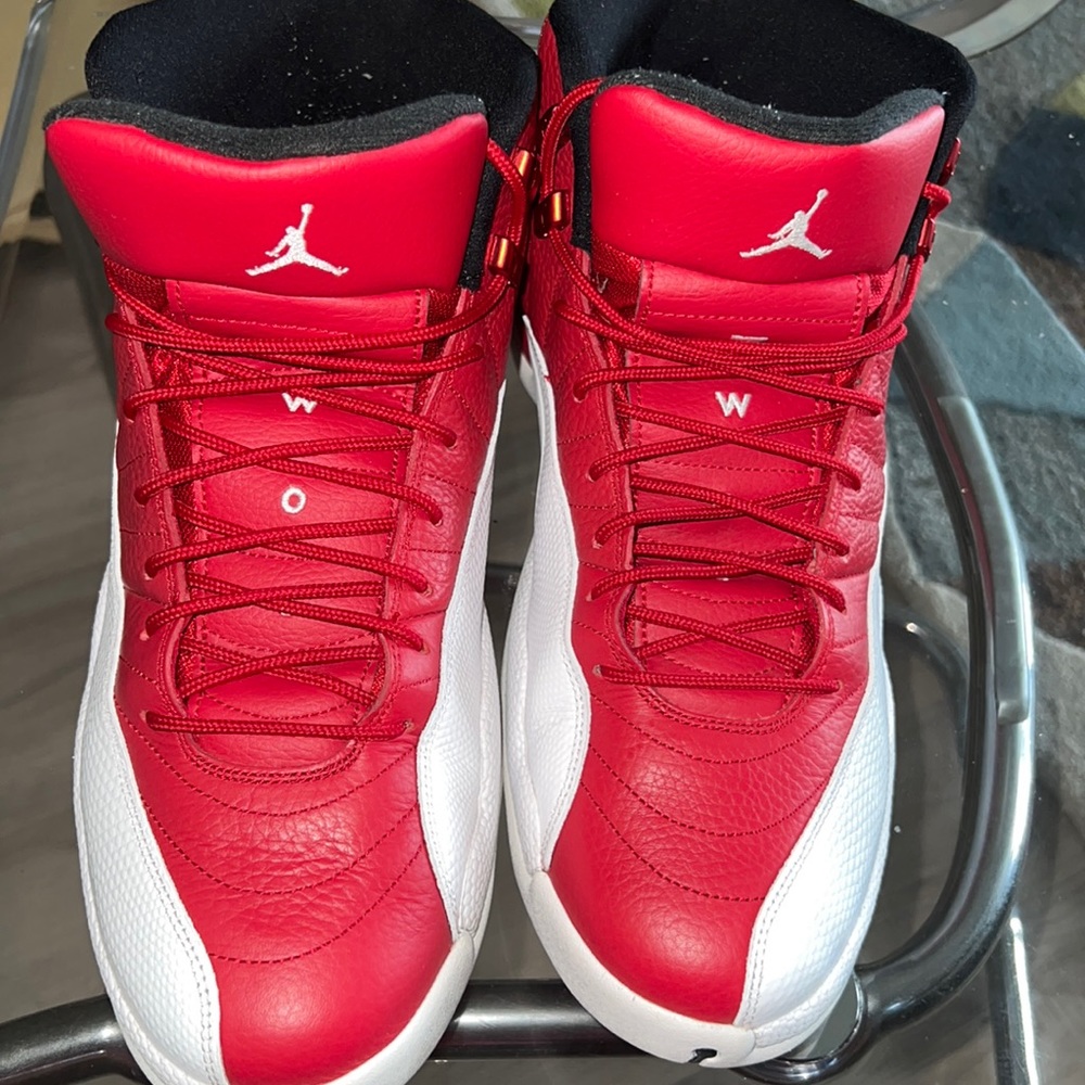 🌹🌹AUTHENTIC RETRO 12s